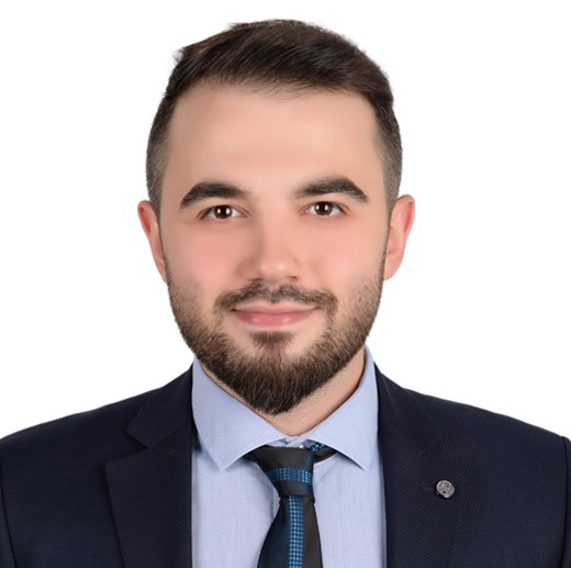 Adem Eren ŞENTÜRK_Foroğraf.jpg (39 KB)